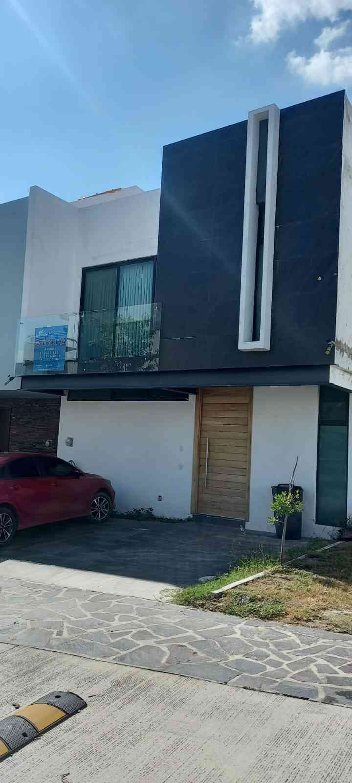 casa en venta av de l bosque real valle imperial zapopan jalisco p2MWhfJ